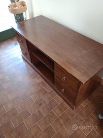 Mobiletto con cassetti