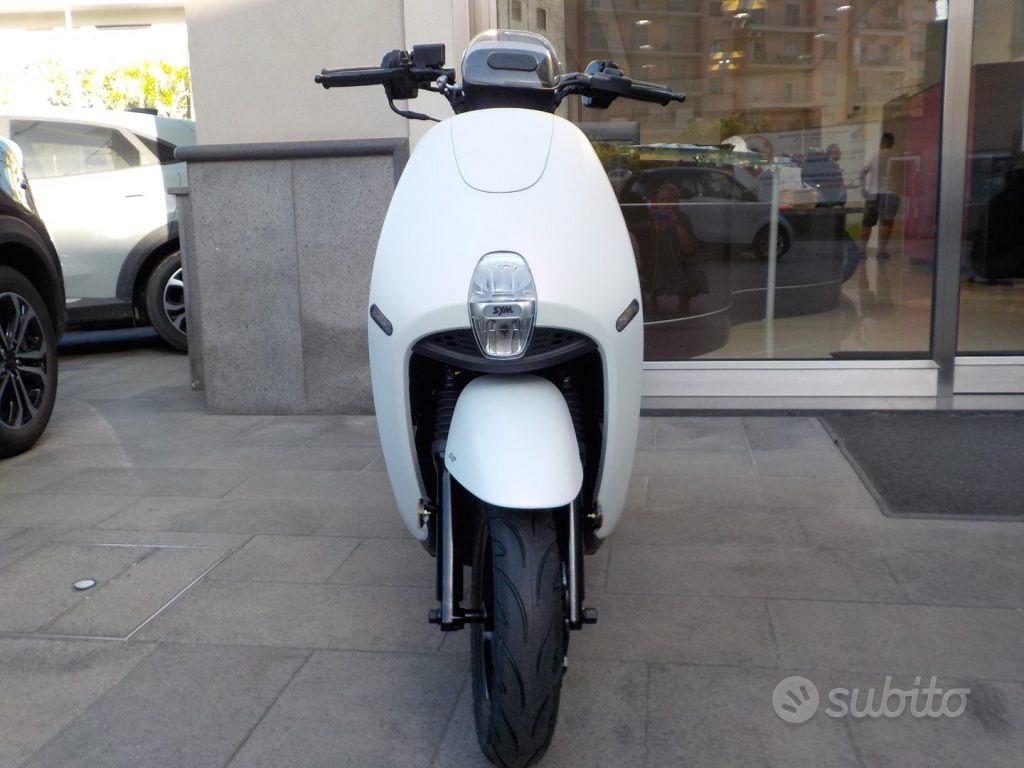 Achille Mele SYM CLBCU 50 Colibri EURO 5+ Moto e Subito