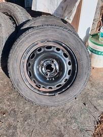 Cerchi e gomme neve Opel Corsa