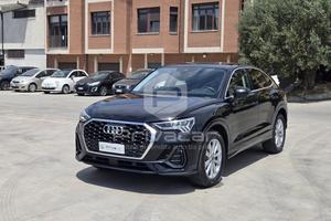 AUDI Q3 SPB 45 TFSI e S tronic Business Plus