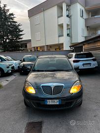Lancia Ypsilon 1.3 Multijet 16V Argento CARROZZERI