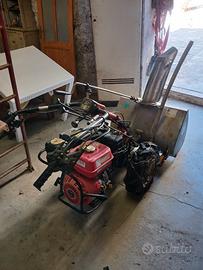 Falciatrice Goldoni accessoriata