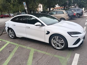 BYD SEAL DESIGN 83KWH 313CV RWD