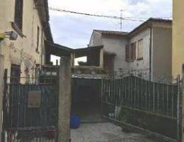 Immobile in asta di 240 m² con 3 locali a Pontevic