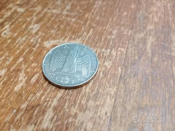 moneta da una lira 