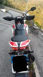 Ducati Hypermotard 821 SP 