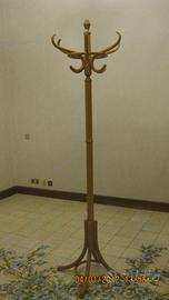 appendiabiti in legno