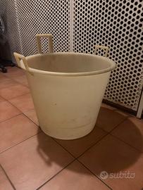 Mastello in plastica