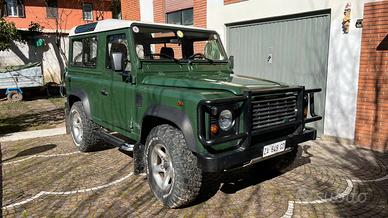 LAND ROVER Defender 90 td5