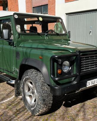 LAND ROVER Defender 90 td5