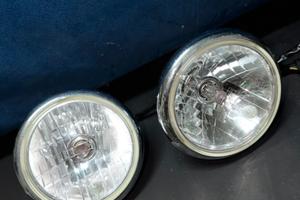 Fari/fanali anteriori Triumph Street Triple