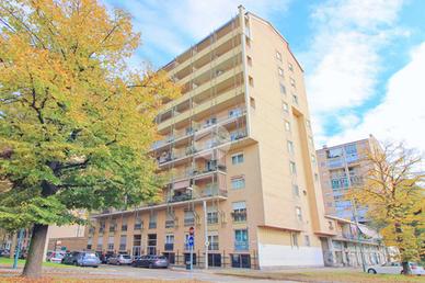 3 LOCALI A TORINO