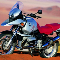 BMW R1150gs o enduro stradale simile