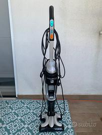 Lava e aspira pavimenti