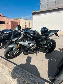 BMW s1000r