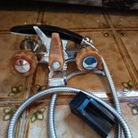 Set Rubinetteria e sanitari vintage