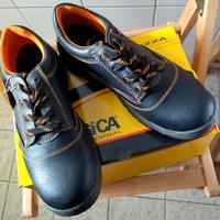Scarpe antinfortunistica nuove