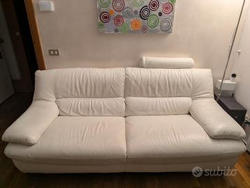 Divano pelle 2/3 posti