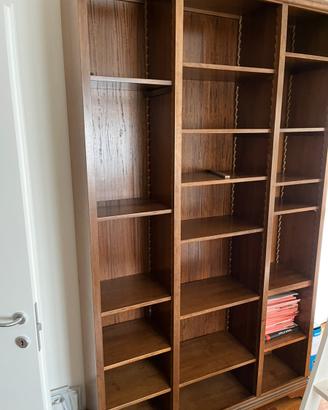 Libreria in legno massiccio