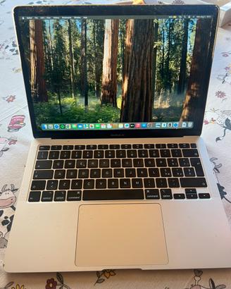 Macbook 13” 2020