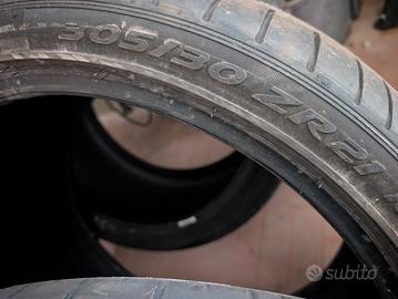Coppia pneumatici estivi Pirelli 305/30/21 +1 free