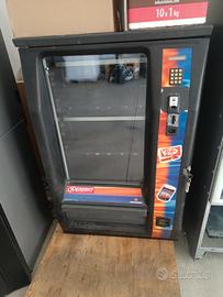 frigorifero distributore