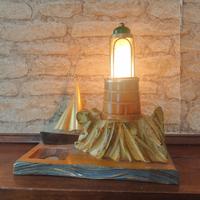 faro vintage in legno 