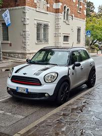 Mini Cooper D automatica