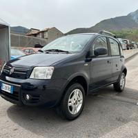 Fiat Panda 1.3 MJT 16V DPF 4x4 Climbing