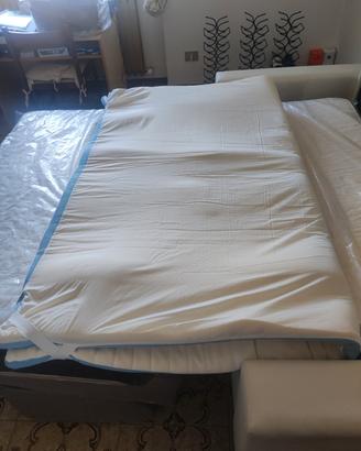 Divano letto matrimoniale 