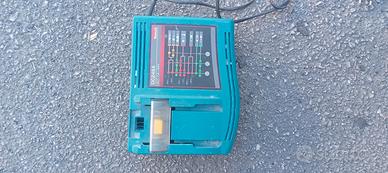 Carica batteria makita