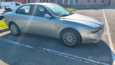 Alfa Romeo 156
