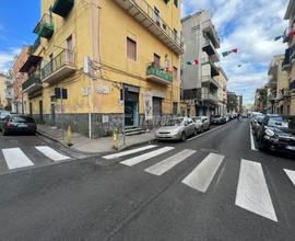 Locale Commerciale a Napoli Via DI NISO 1 locali