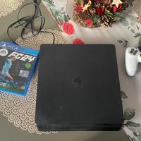 Play station 4 usata slim