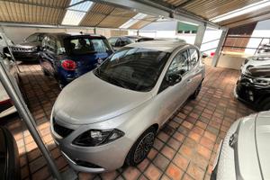 Lancia Ypsilon 1.0 FireFly 5 porte S&S Hybrid Ecoc