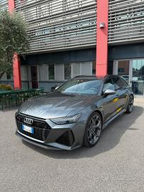 Audi RS6 Avant 4.0 TFSI V8 quattro tiptronic CARBO