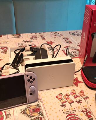 Nintendo Switch OLED e accessori extra