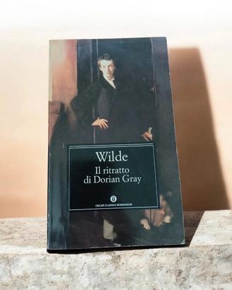 libro IL RITRATTO DI DORIAN GRAY 