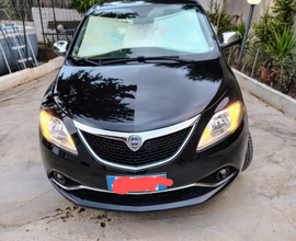 Lancia Ypsilon 1.2 benz/gpl 69cv 5 porte Platinum