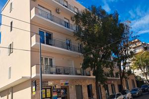 Pressi Via della Pineta - Luminoso quadrivano