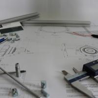 Tecnico progettista e disegnatore meccanico