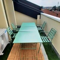 Set tavolini e sedie per giardino