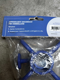 Appendiabiti universale ombrellone mare