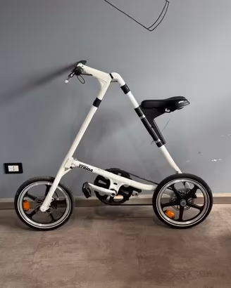 Bici pieghevole Strida bianca