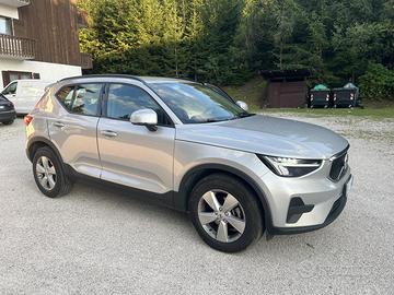 Volvo xc40 T2