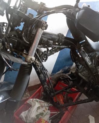 PEZZI RICAMBIO Honda Dominator 650 !!!