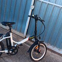 bici eletrica argento piuma 
