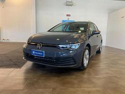 Volkswagen Golf VIII 2020 1.0 etsi evo Life 1...