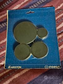 Kit Indesit Cappellotti + Spartifiamma 4 fuochi