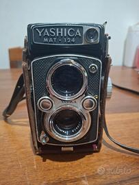 Yashica Mat-124 G